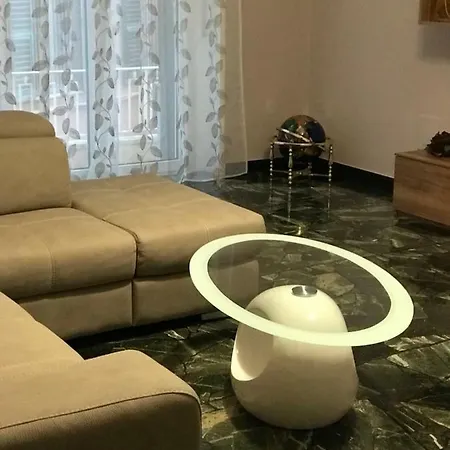 La Casa Di Claudia Apartment *